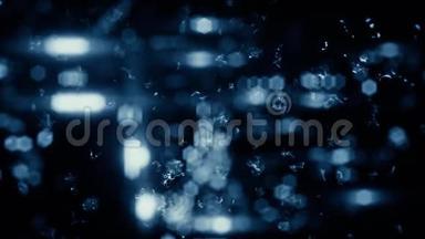 蓝色模糊的城市灯光与雨水滴在玻璃回路背景